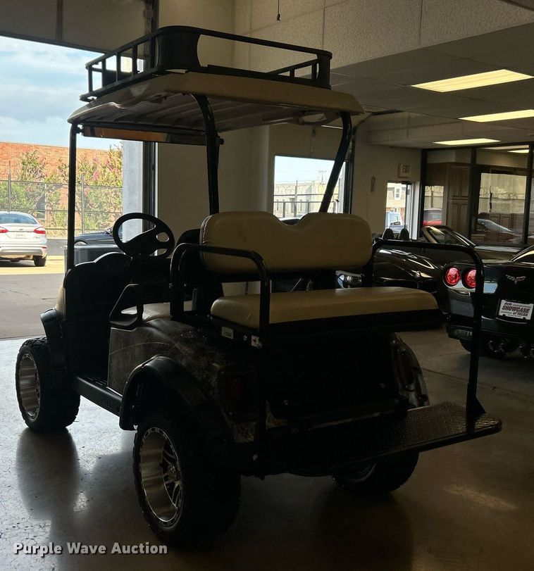 image for item NB9449 EZ-GO golf cart