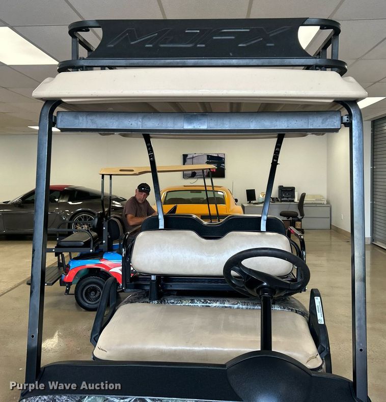 image for item NB9449 EZ-GO golf cart