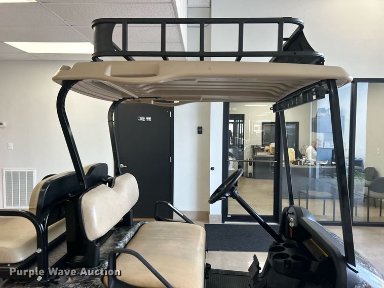 image for item NB9449 EZ-GO golf cart