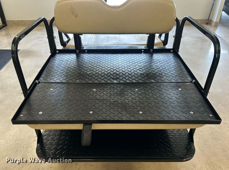 image for item NB9449 EZ-GO golf cart