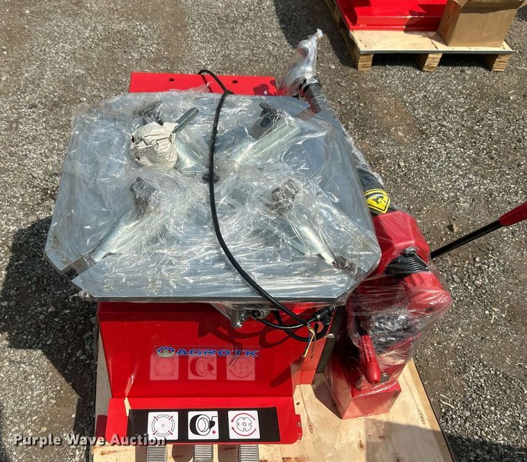 image for item NB9452 2024 Agrotk ATK-TC24 tire machine