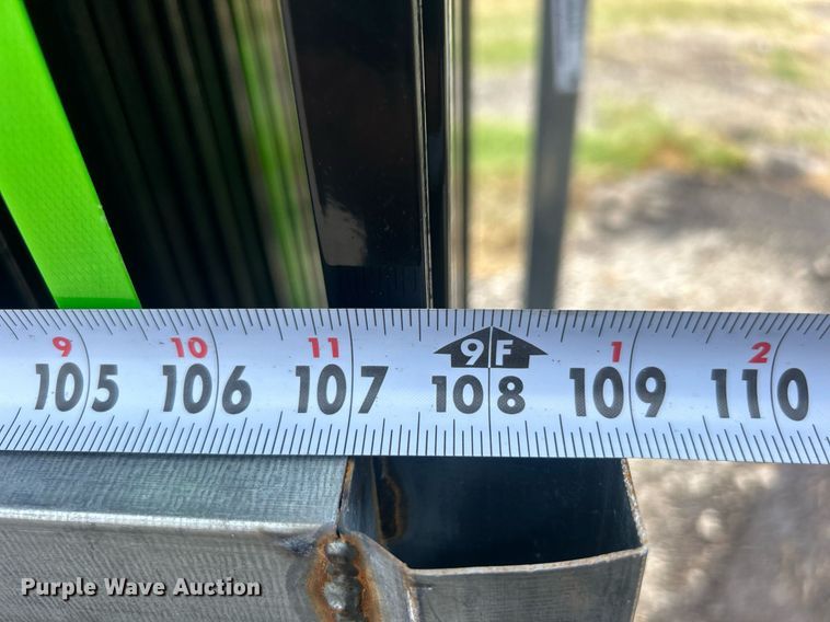 image for item NB9453 (20) fence panels