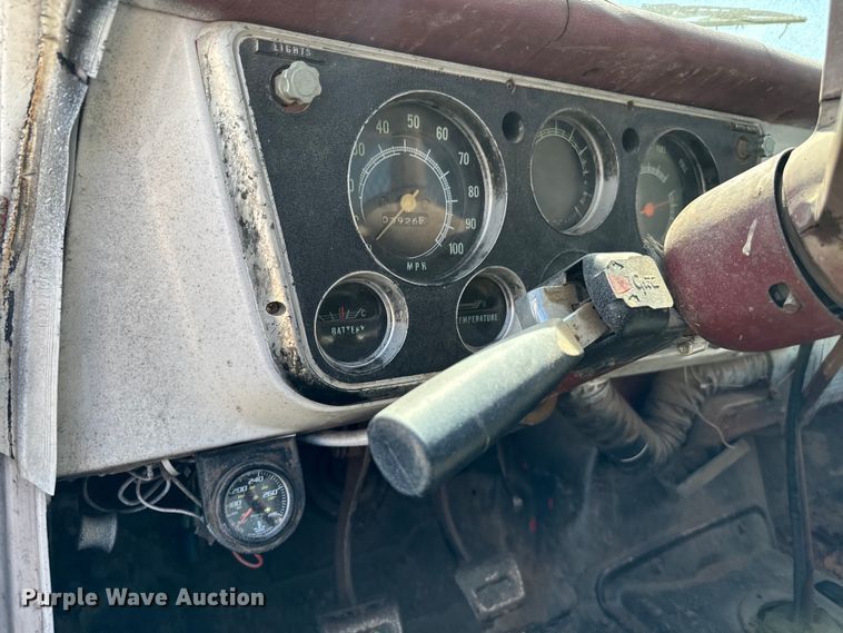 image for item NQ9738 1969 GMC dump flatbed truck