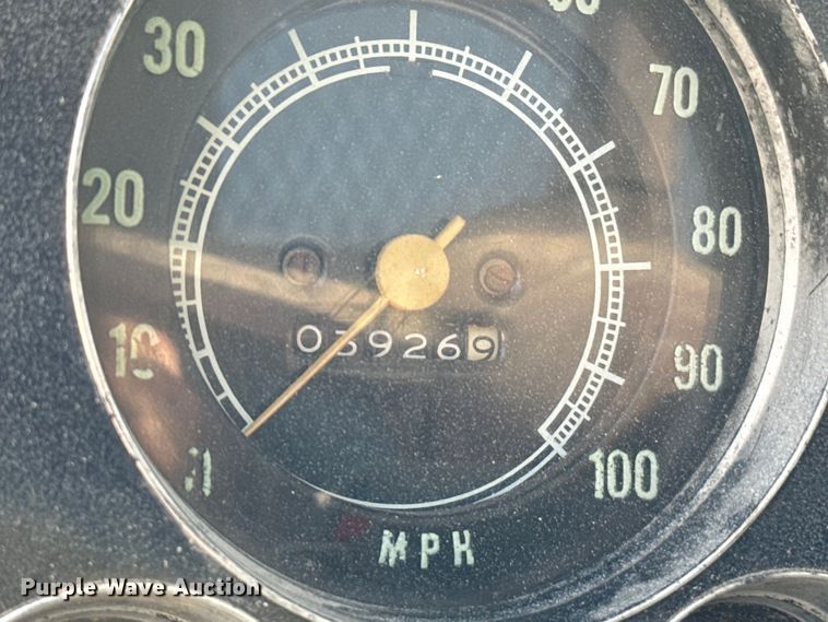 image for item NQ9738 1969 GMC dump flatbed truck