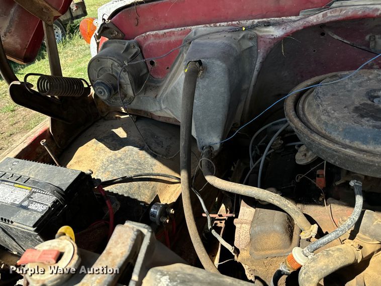 image for item NQ9738 1969 GMC dump flatbed truck