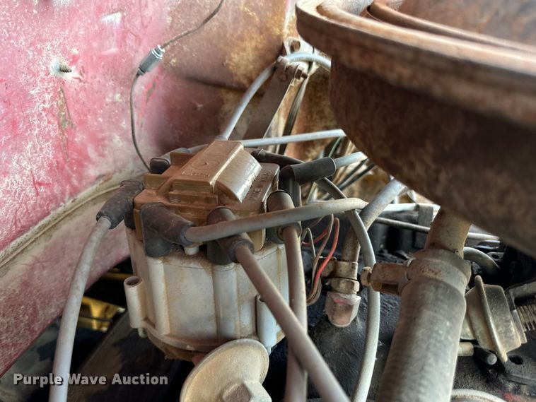 image for item NQ9738 1969 GMC dump flatbed truck