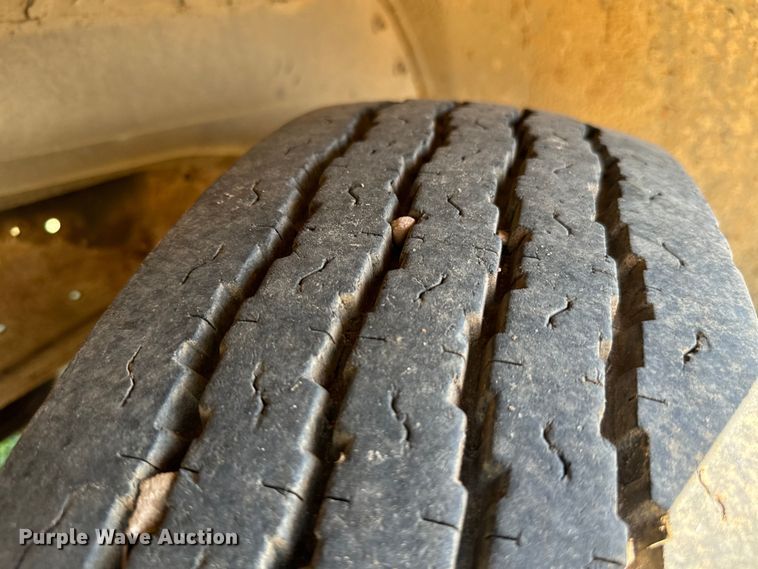 image for item NQ9738 1969 GMC dump flatbed truck