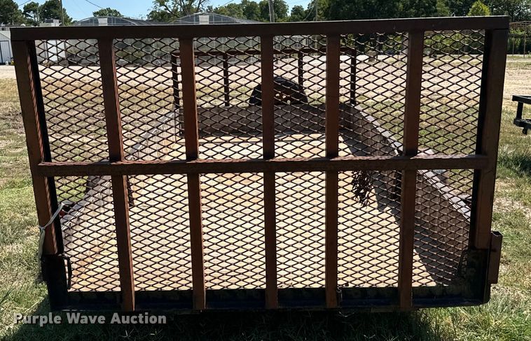 image for item NQ9739 2007 Maxey utility trailer