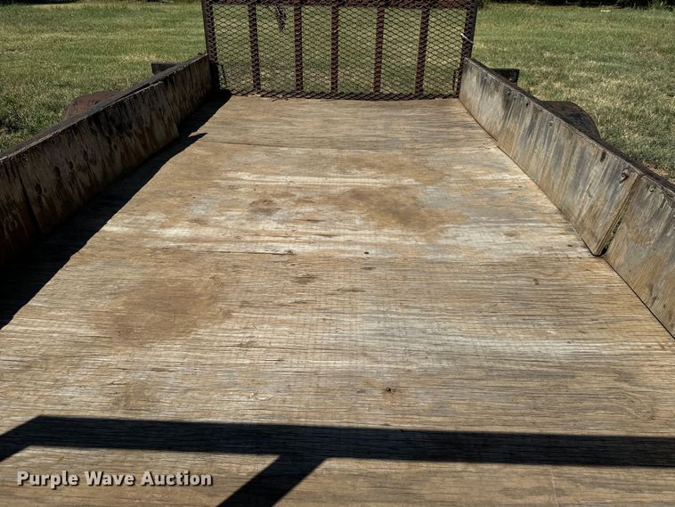 image for item NQ9739 2007 Maxey utility trailer