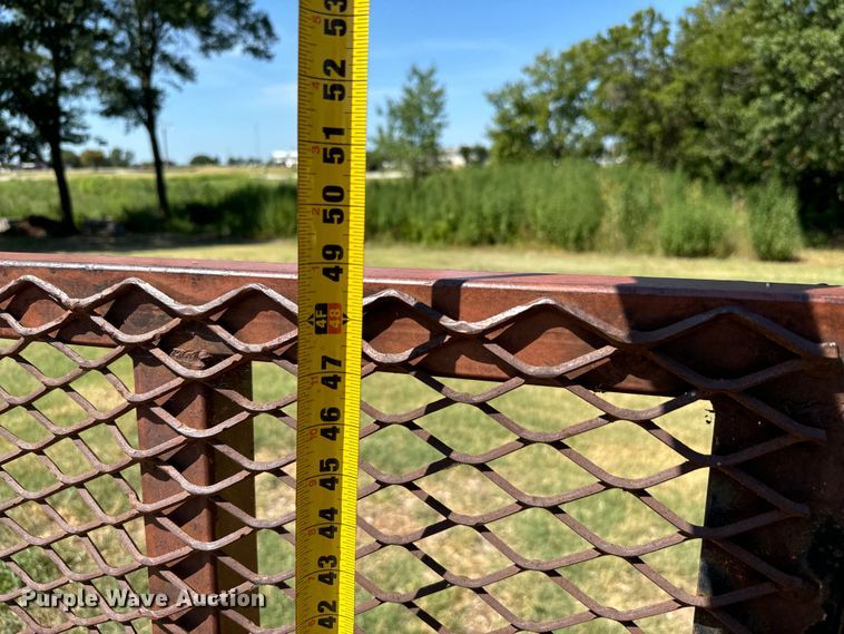 image for item NQ9739 2007 Maxey utility trailer