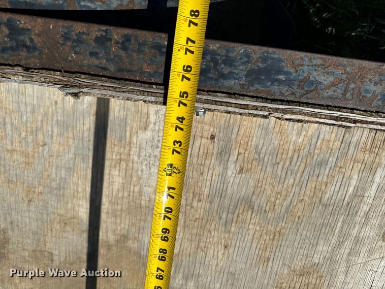 image for item NQ9739 2007 Maxey utility trailer