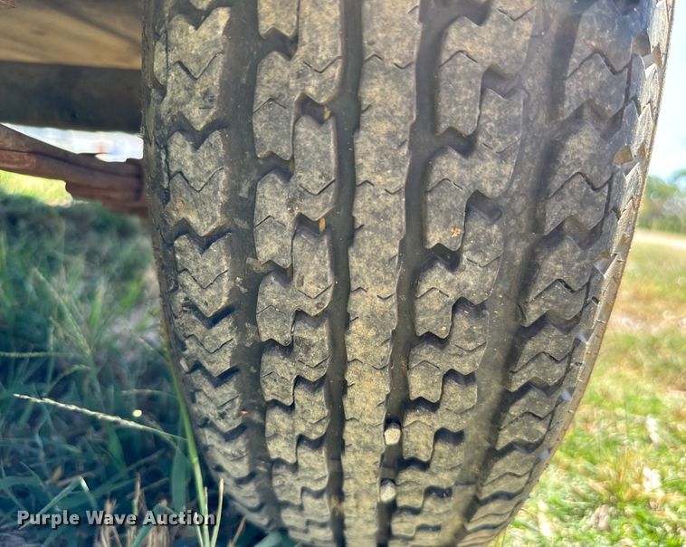 image for item NQ9739 2007 Maxey utility trailer