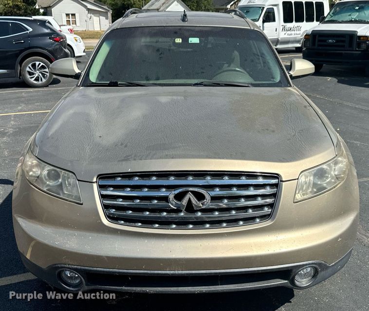 image for item NR9855 2003 Infiniti FX35 SUV