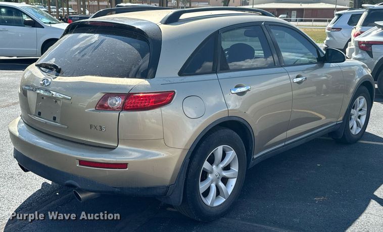 image for item NR9855 2003 Infiniti FX35 SUV