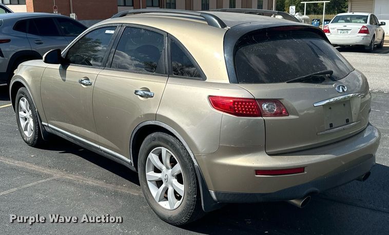 image for item NR9855 2003 Infiniti FX35 SUV