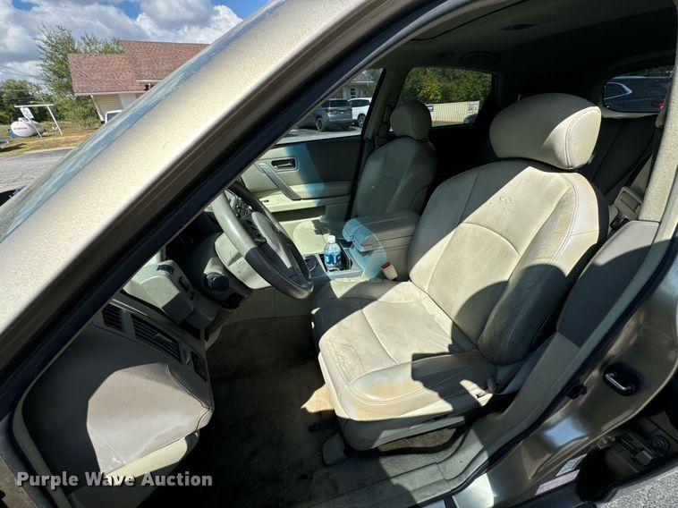 image for item NR9855 2003 Infiniti FX35 SUV