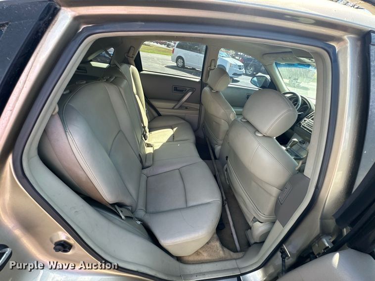 image for item NR9855 2003 Infiniti FX35 SUV