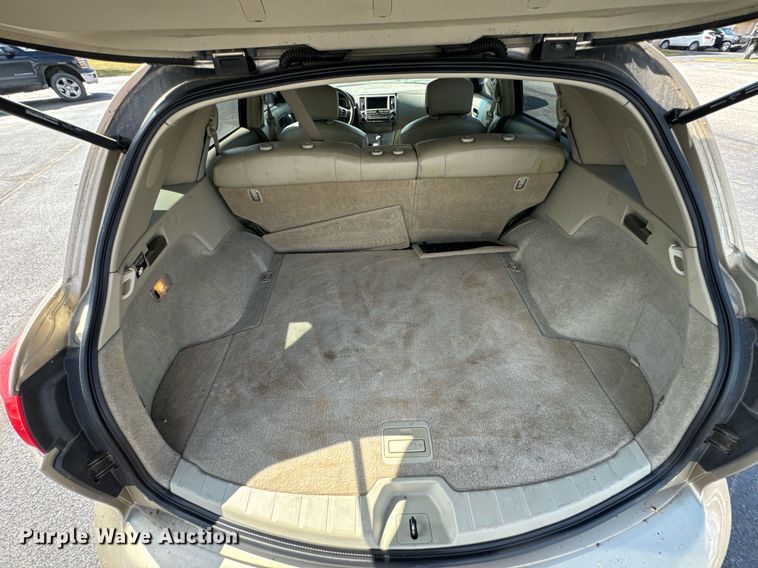 image for item NR9855 2003 Infiniti FX35 SUV