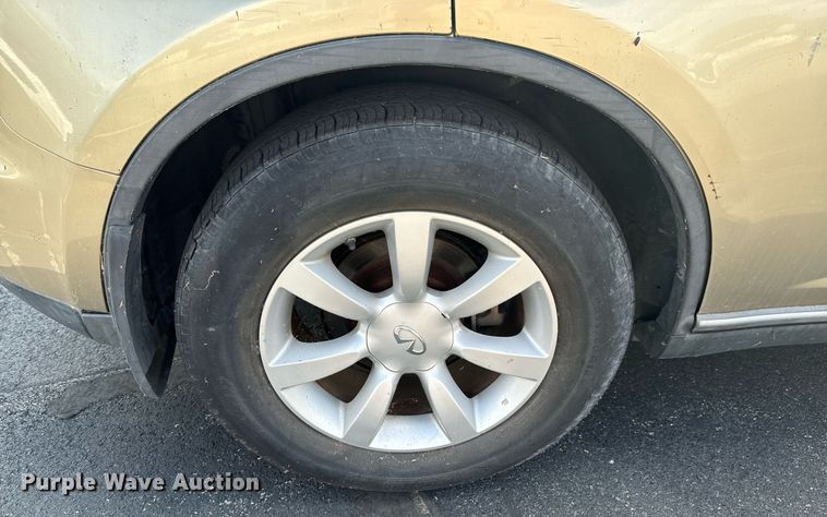 image for item NR9855 2003 Infiniti FX35 SUV