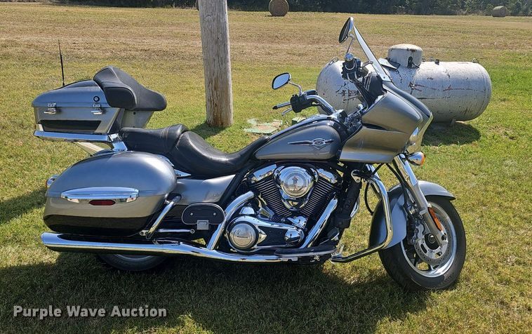 image for item NX9199 2010 Kawasaki  Vulcan Voyager 1700 motorcycle