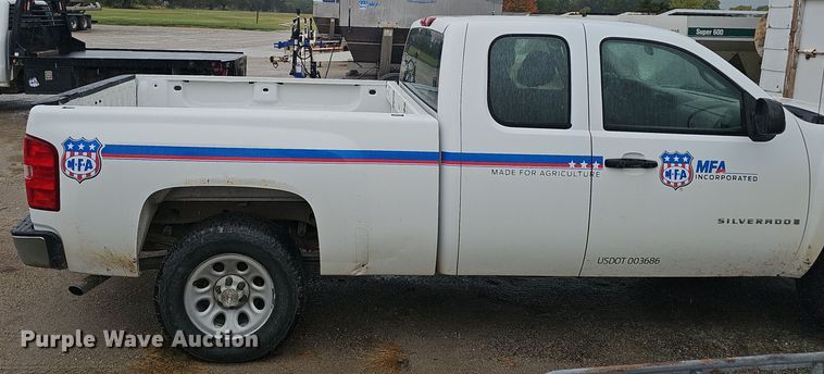 image for item NX9315 2009 Chevrolet  Silverado 1500 Ext. Cab pickup truck