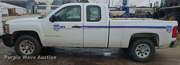 image for item NX9315 2009 Chevrolet  Silverado 1500 Ext. Cab pickup truck