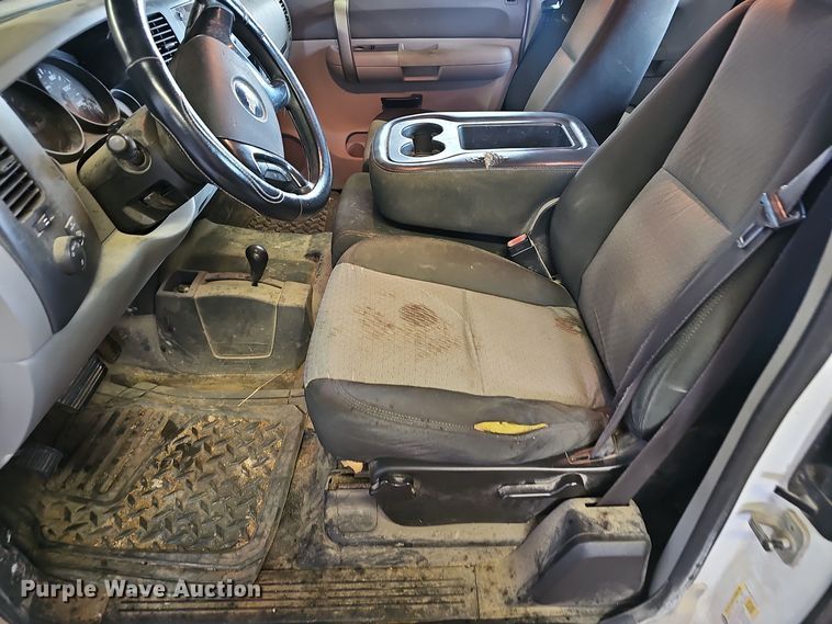 image for item NX9315 2009 Chevrolet  Silverado 1500 Ext. Cab pickup truck