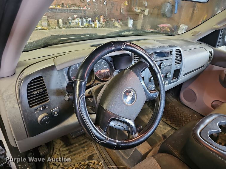 image for item NX9315 2009 Chevrolet  Silverado 1500 Ext. Cab pickup truck