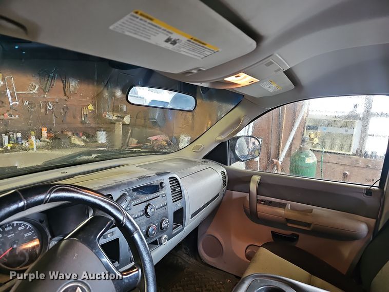 image for item NX9315 2009 Chevrolet  Silverado 1500 Ext. Cab pickup truck