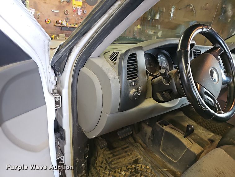 image for item NX9315 2009 Chevrolet  Silverado 1500 Ext. Cab pickup truck