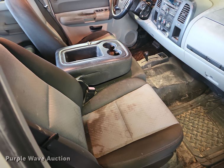 image for item NX9315 2009 Chevrolet  Silverado 1500 Ext. Cab pickup truck