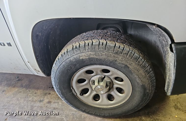 image for item NX9315 2009 Chevrolet  Silverado 1500 Ext. Cab pickup truck