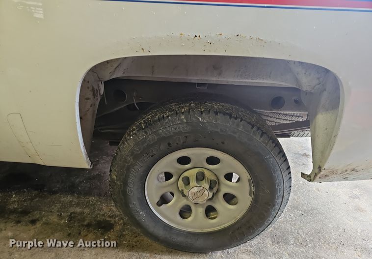 image for item NX9315 2009 Chevrolet  Silverado 1500 Ext. Cab pickup truck