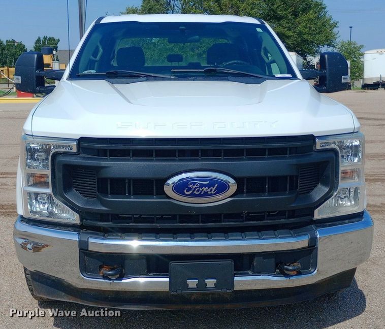image for item NY9495 2020 Ford F250 Super Duty XL Crew Cab pickup truck