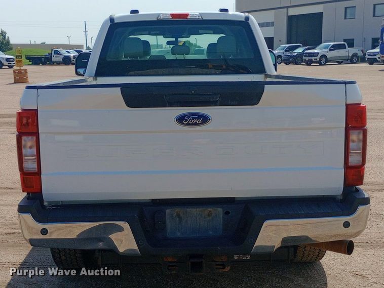 image for item NY9495 2020 Ford F250 Super Duty XL Crew Cab pickup truck