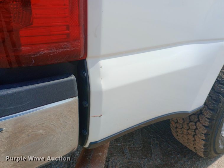 image for item NY9495 2020 Ford F250 Super Duty XL Crew Cab pickup truck