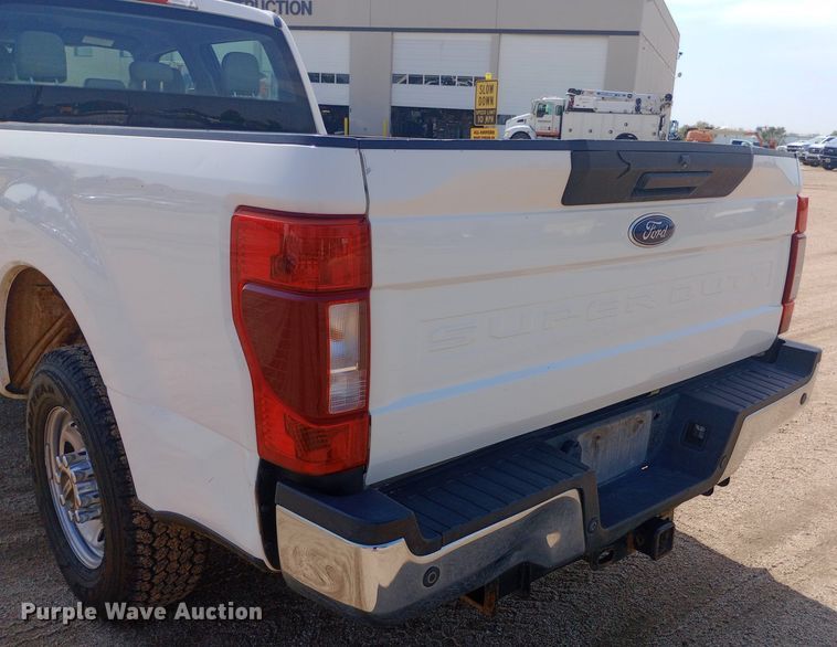 image for item NY9495 2020 Ford F250 Super Duty XL Crew Cab pickup truck