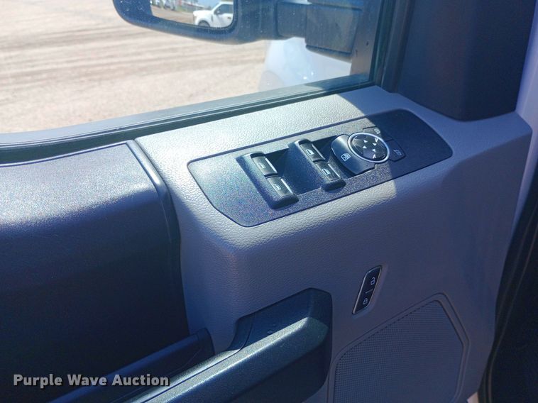 image for item NY9495 2020 Ford F250 Super Duty XL Crew Cab pickup truck