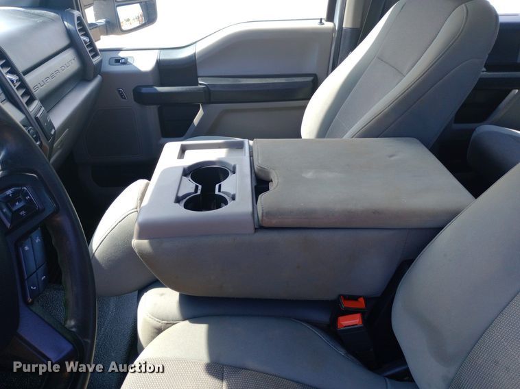 image for item NY9495 2020 Ford F250 Super Duty XL Crew Cab pickup truck