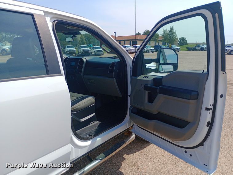 image for item NY9495 2020 Ford F250 Super Duty XL Crew Cab pickup truck