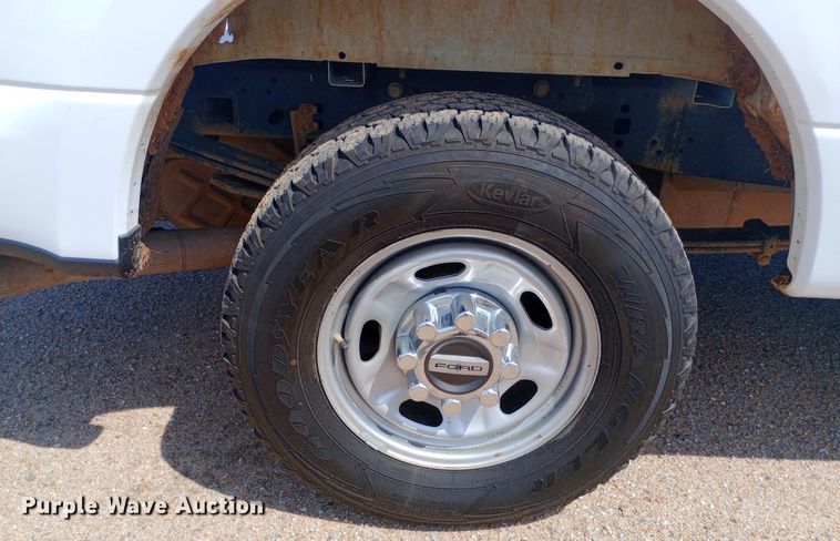 image for item NY9495 2020 Ford F250 Super Duty XL Crew Cab pickup truck