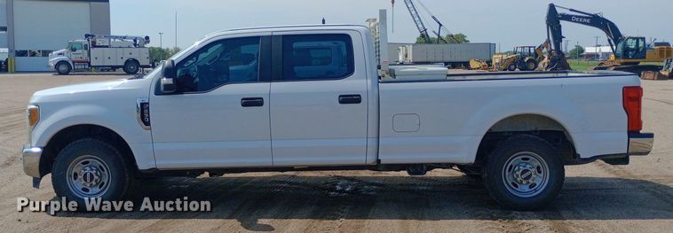 image for item NY9496 2017 Ford F250 Super Duty XL Crew Cab pickup truck