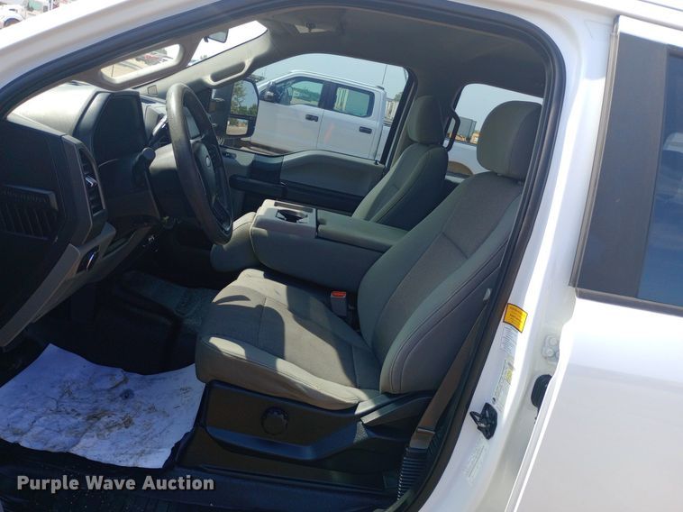 image for item NY9496 2017 Ford F250 Super Duty XL Crew Cab pickup truck