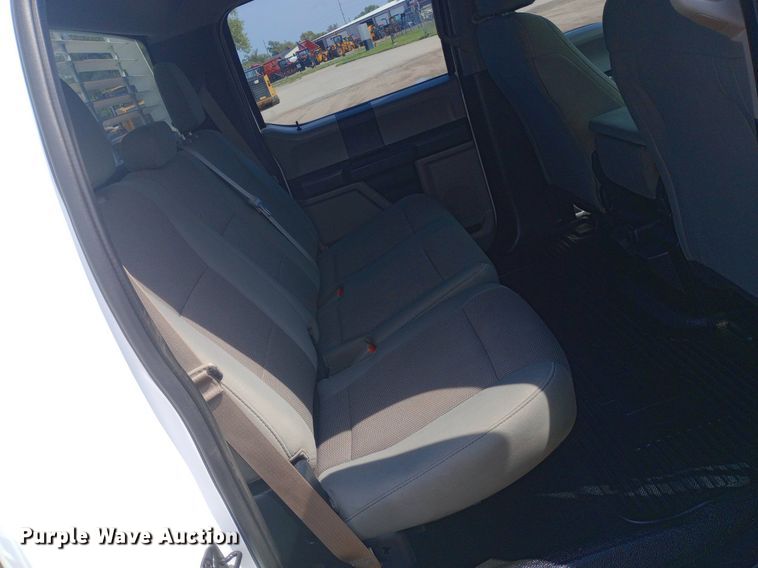 image for item NY9496 2017 Ford F250 Super Duty XL Crew Cab pickup truck