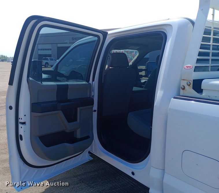 image for item NY9496 2017 Ford F250 Super Duty XL Crew Cab pickup truck