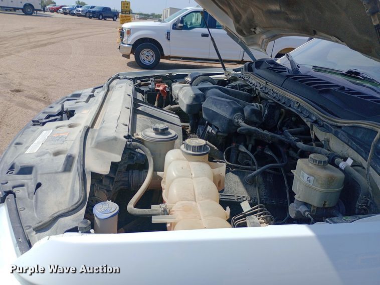 image for item NY9496 2017 Ford F250 Super Duty XL Crew Cab pickup truck