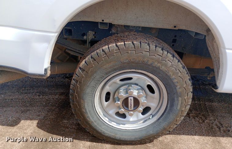 image for item NY9496 2017 Ford F250 Super Duty XL Crew Cab pickup truck