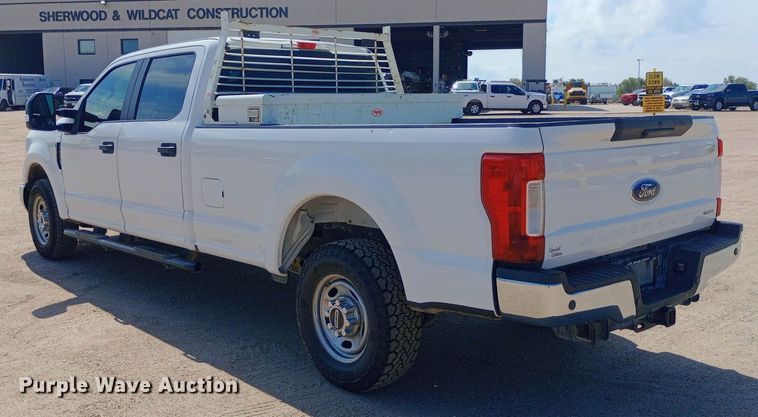 image for item NY9518 2019 Ford F250 Super Duty XL SuperCrew pickup truck