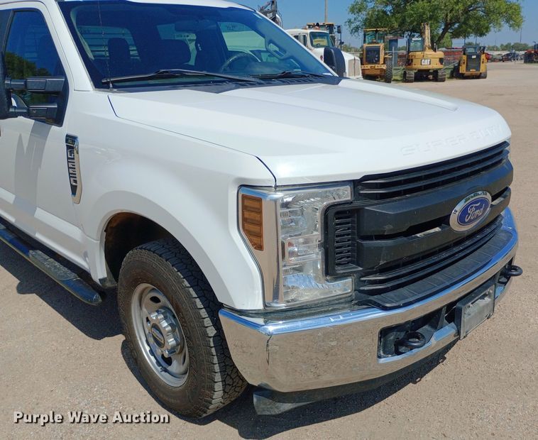image for item NY9518 2019 Ford F250 Super Duty XL SuperCrew pickup truck