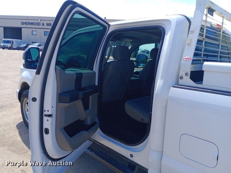 image for item NY9518 2019 Ford F250 Super Duty XL SuperCrew pickup truck